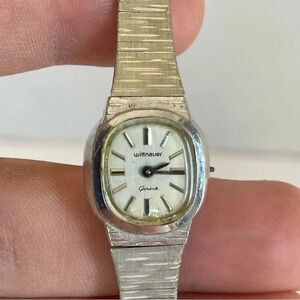 Vintage Wittnauer Genève Ladies Mechanical Watch Silver Tone Bracelet, Running